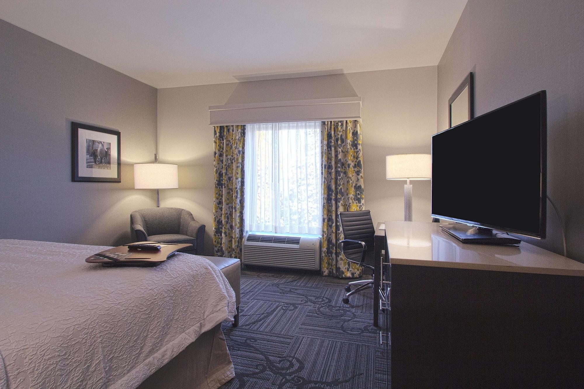 Hampton Inn & Suites Columbus/University Area Extérieur photo