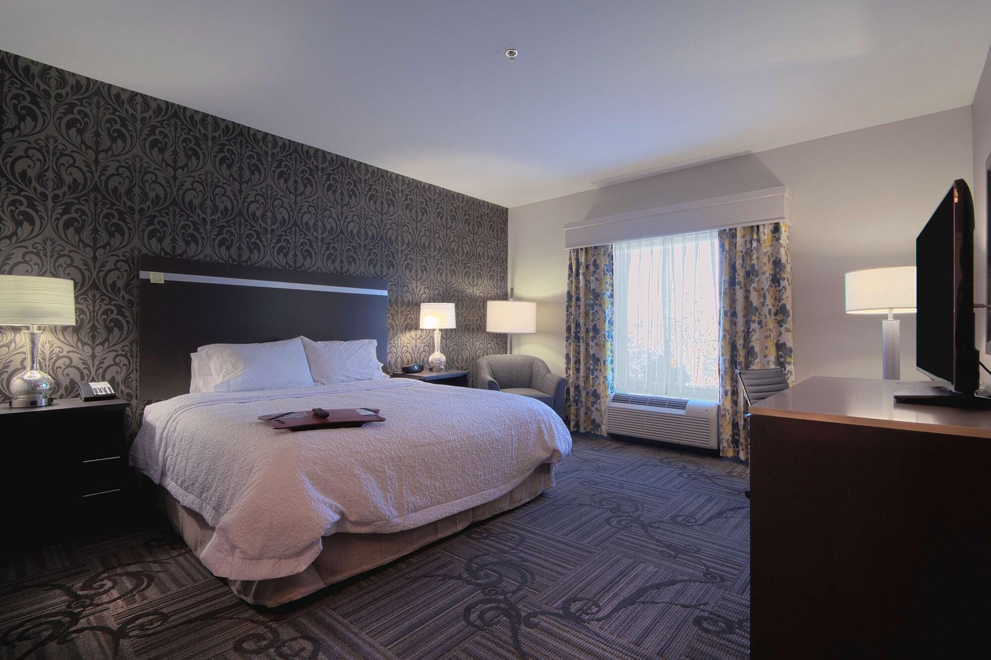 Hampton Inn & Suites Columbus/University Area Extérieur photo