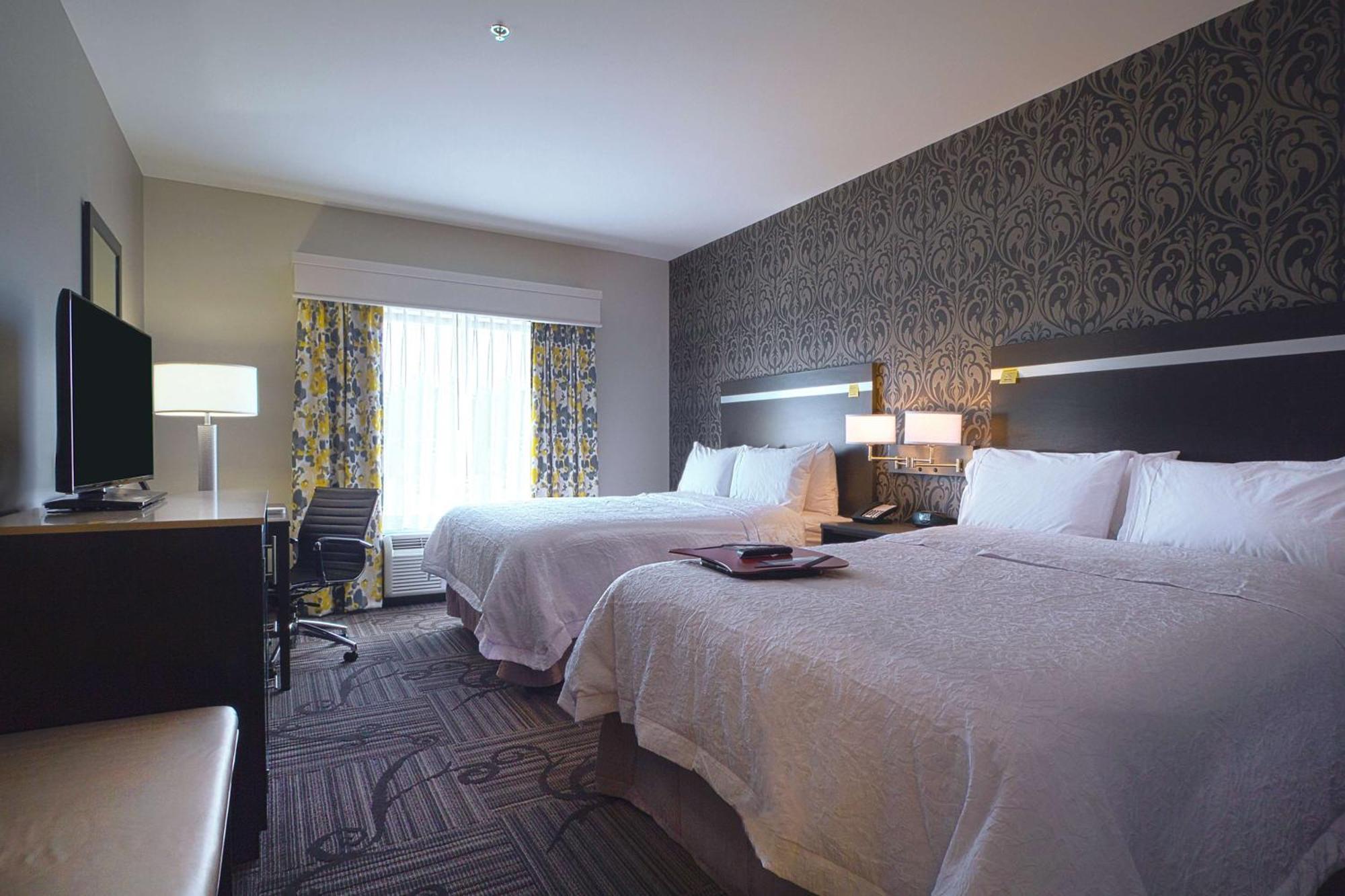 Hampton Inn & Suites Columbus/University Area Extérieur photo