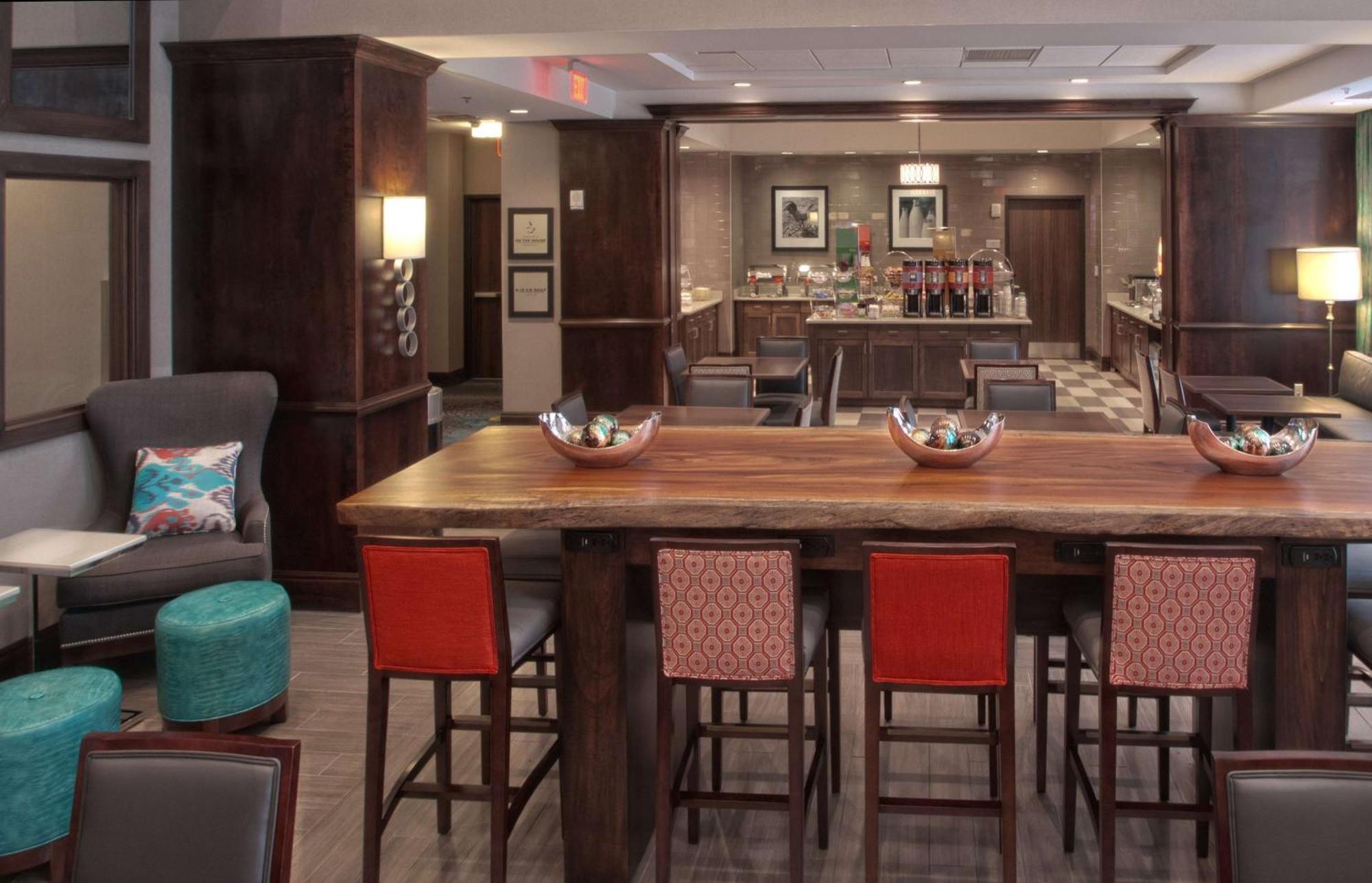 Hampton Inn & Suites Columbus/University Area Extérieur photo