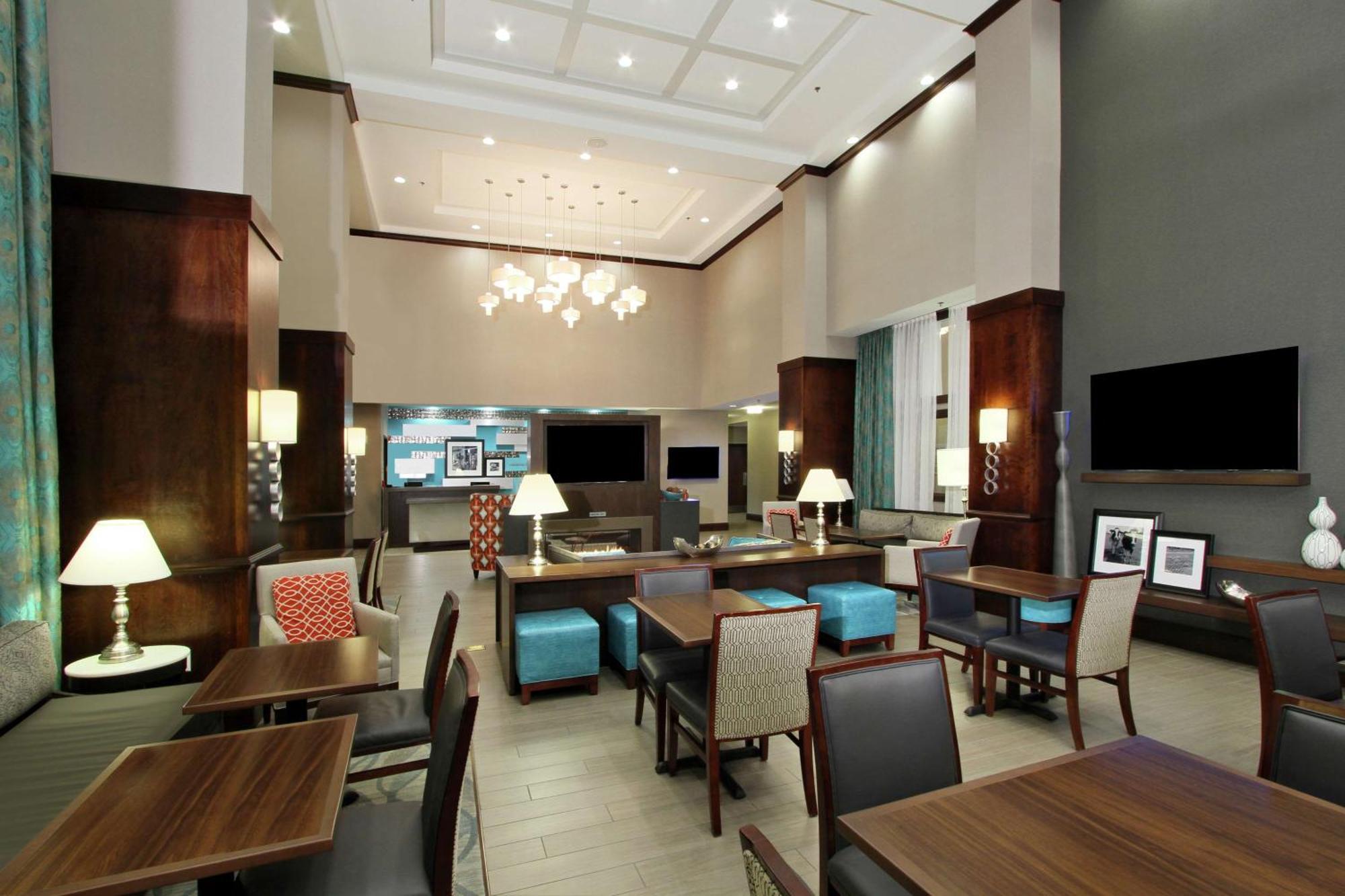 Hampton Inn & Suites Columbus/University Area Extérieur photo