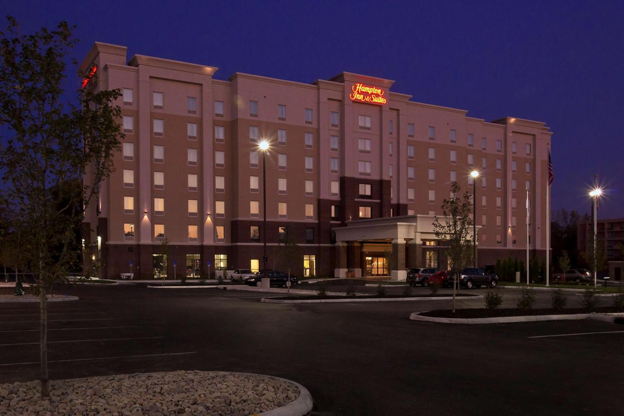 Hampton Inn & Suites Columbus/University Area Extérieur photo